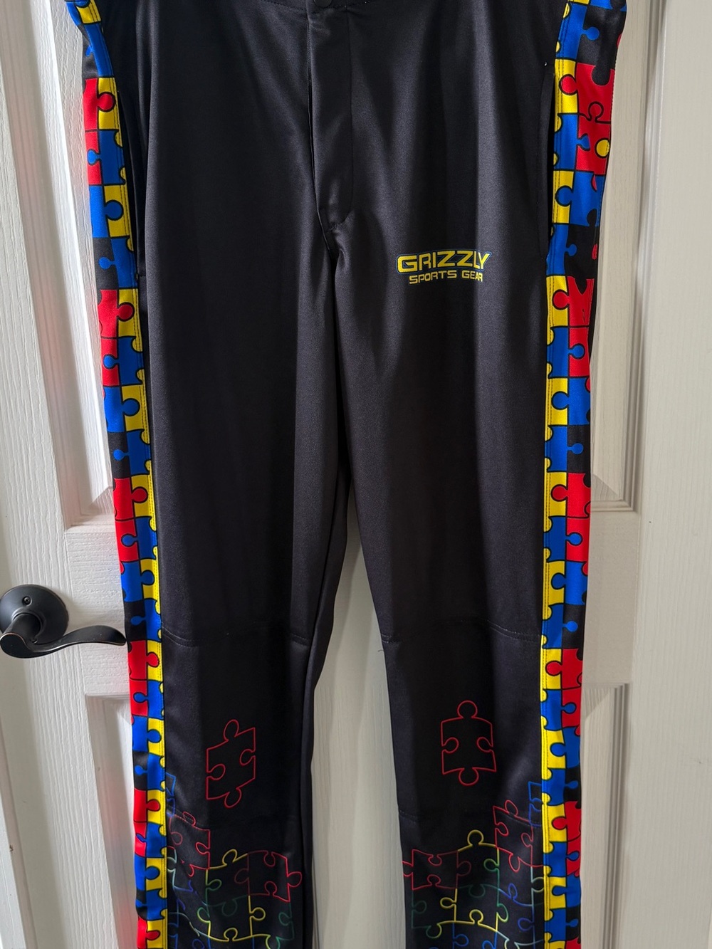 Men's Black Leggings with Puzzle-Panel Sides